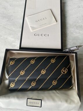 GUCCI GG Continental Striped Black/Gold Leather Flap Wallet, Rare